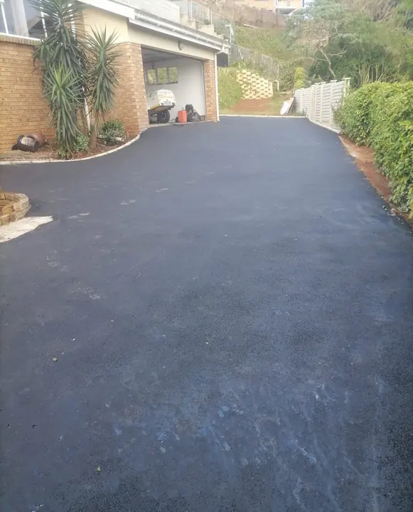 Asphalt driveways by Ngubane Contractors